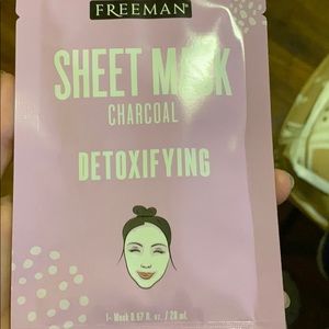 4 PORE STRIPS AND FREEMAN FACE MASK